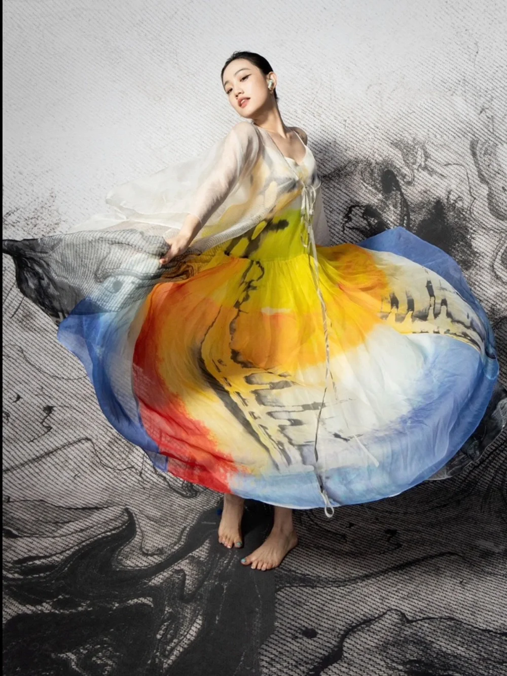 Angel Chen Tie Dye silk runway watercolor Midi Shanghai Spring 2022 collection - Picture 4 of 17